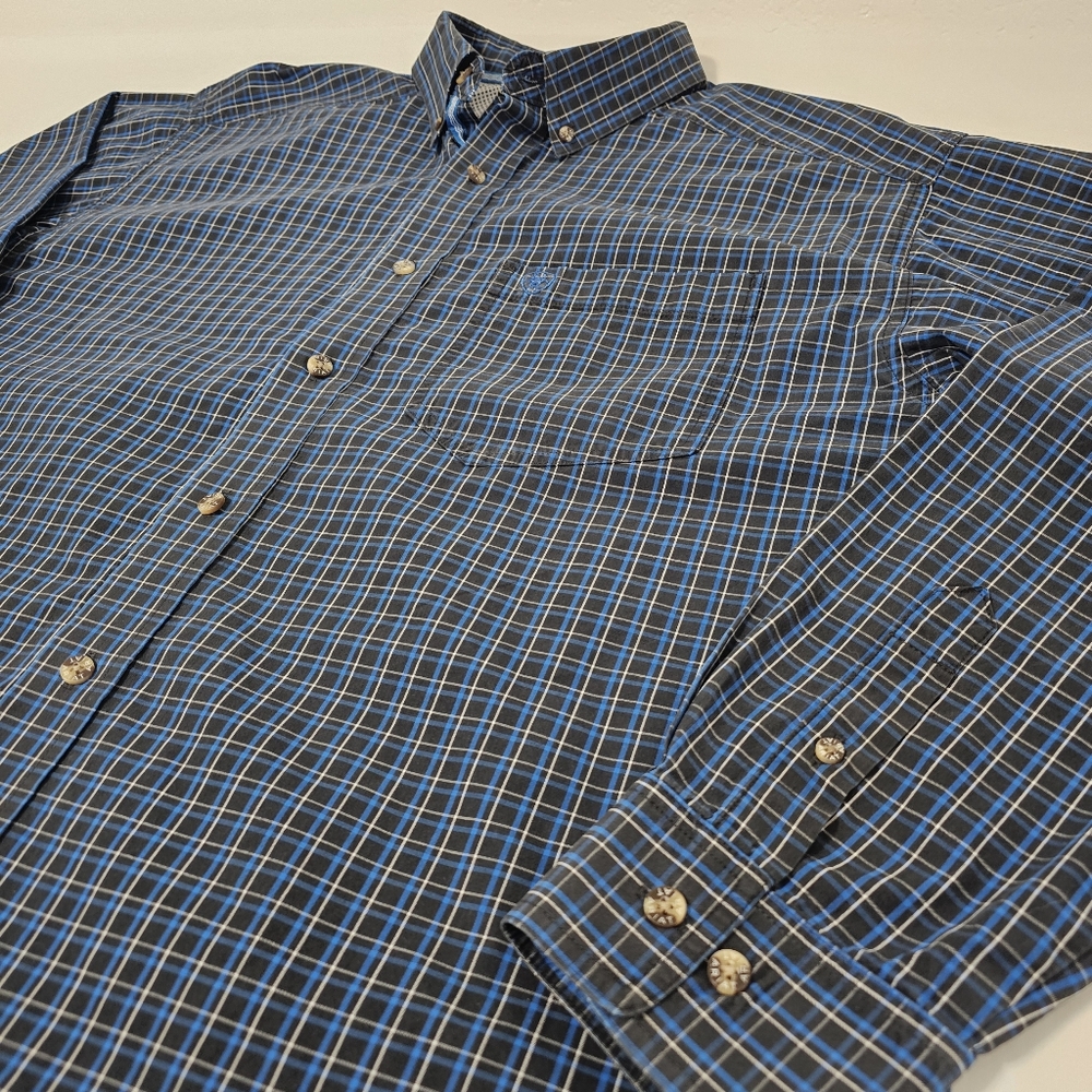 Ariat Pro Series Men's Navy and White Plaid Button Down Shirt XL - Picture 2 of 6